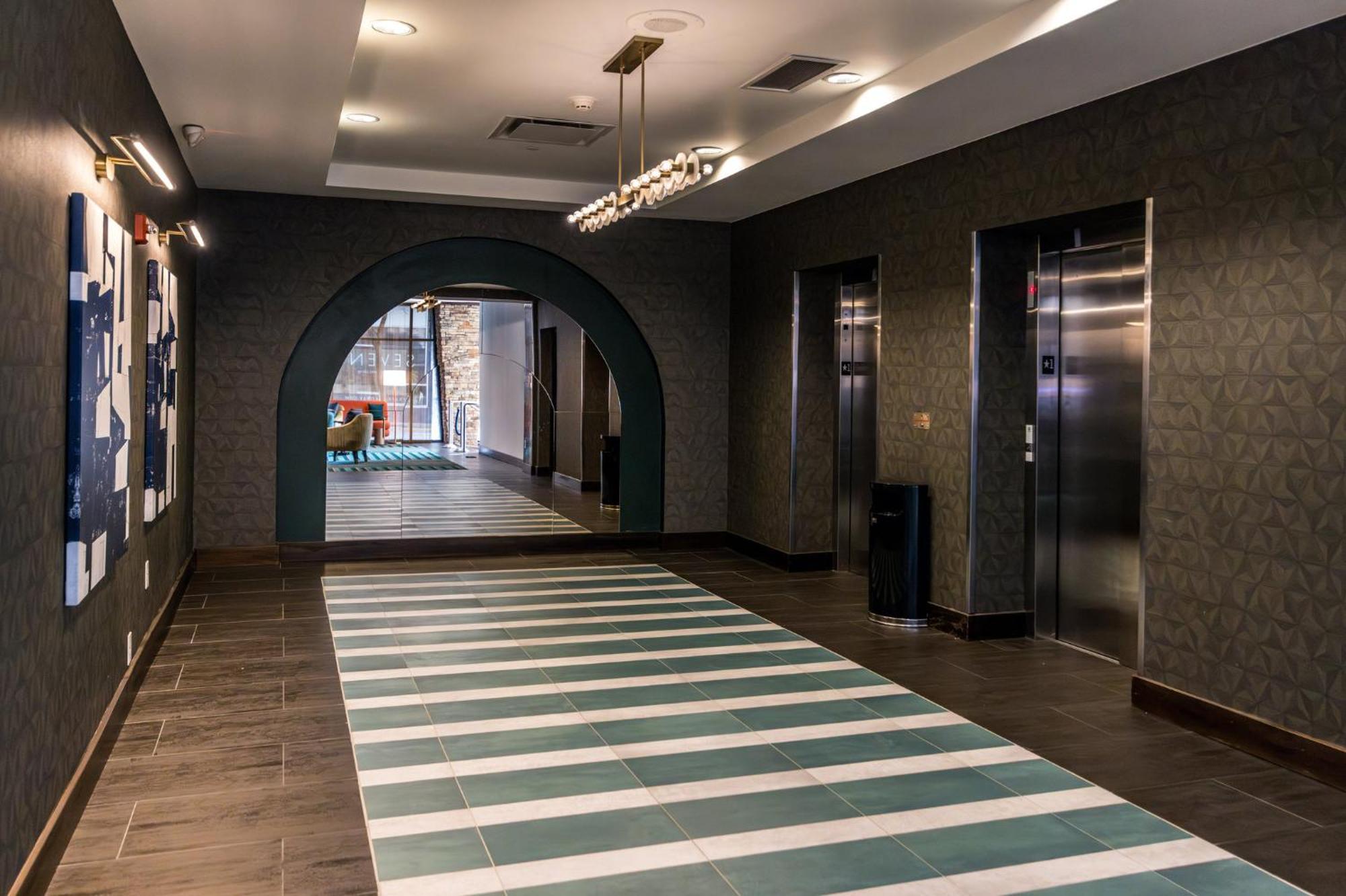 Voco The Clair Downtown By Ihg Hotel