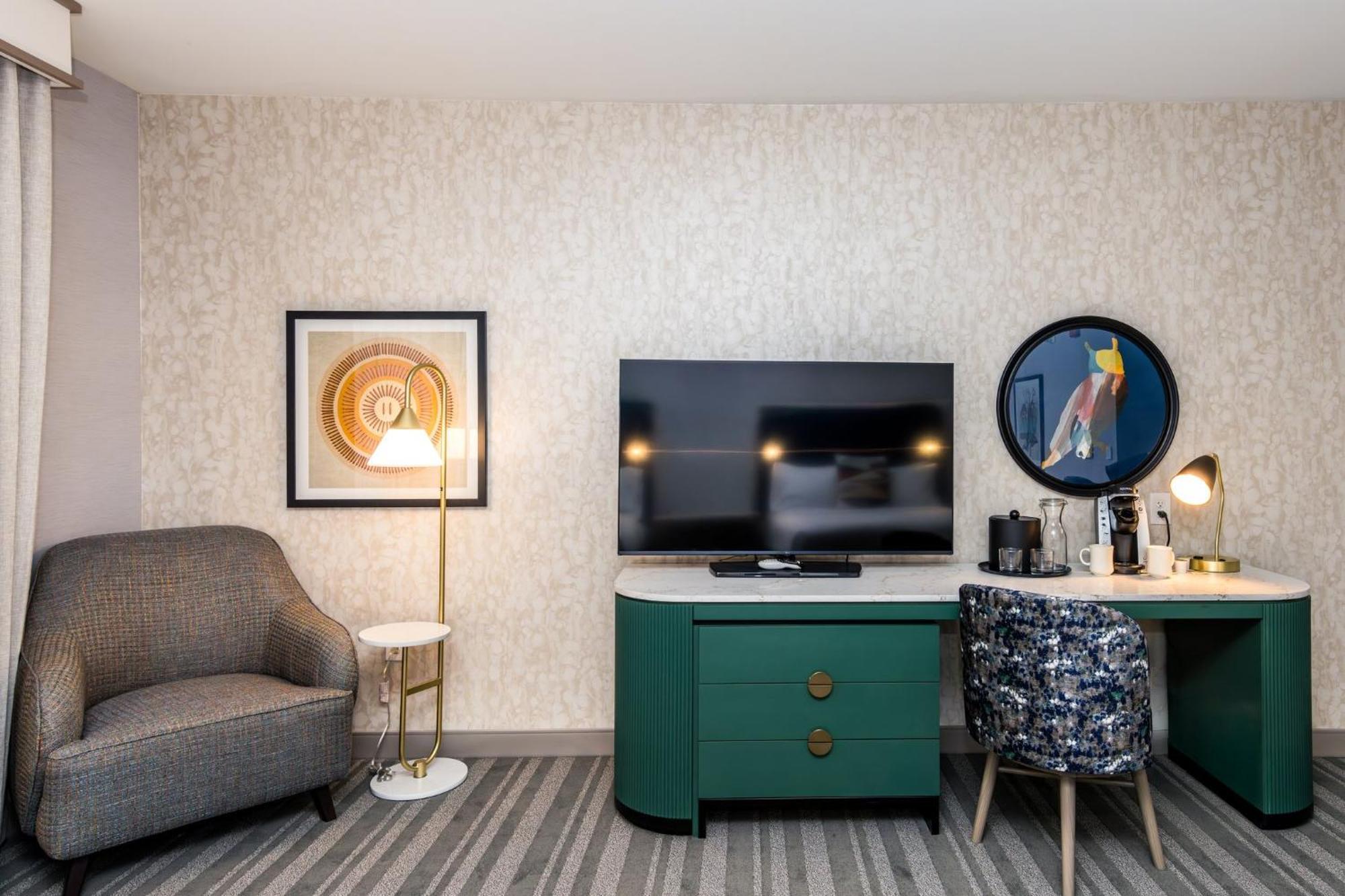 Hotel Voco The Clair Downtown By Ihg 3*